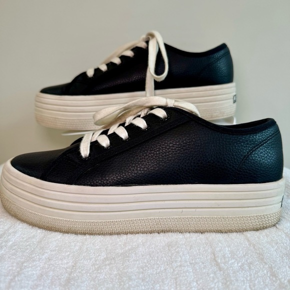 Steve Madden Bobbi30 women’s 90s style faux leather‎ platform sneaker size 9M - Picture 2 of 10